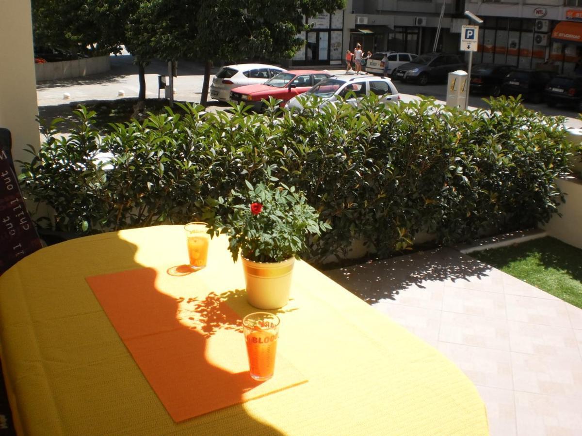 Apartment Lana โอมิช ภายนอก รูปภาพ